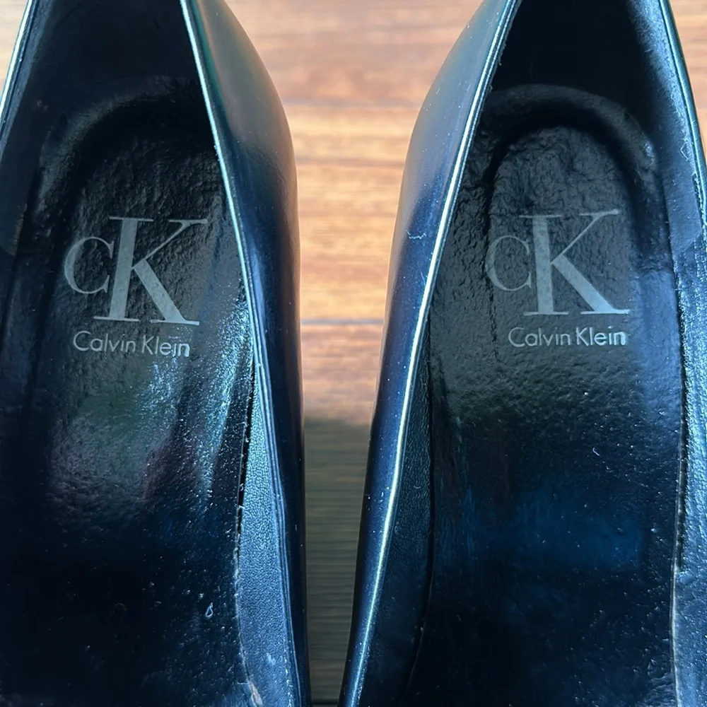 👠👠Calvin Klein Black Wedge Shoes..Made in Spain👠👠